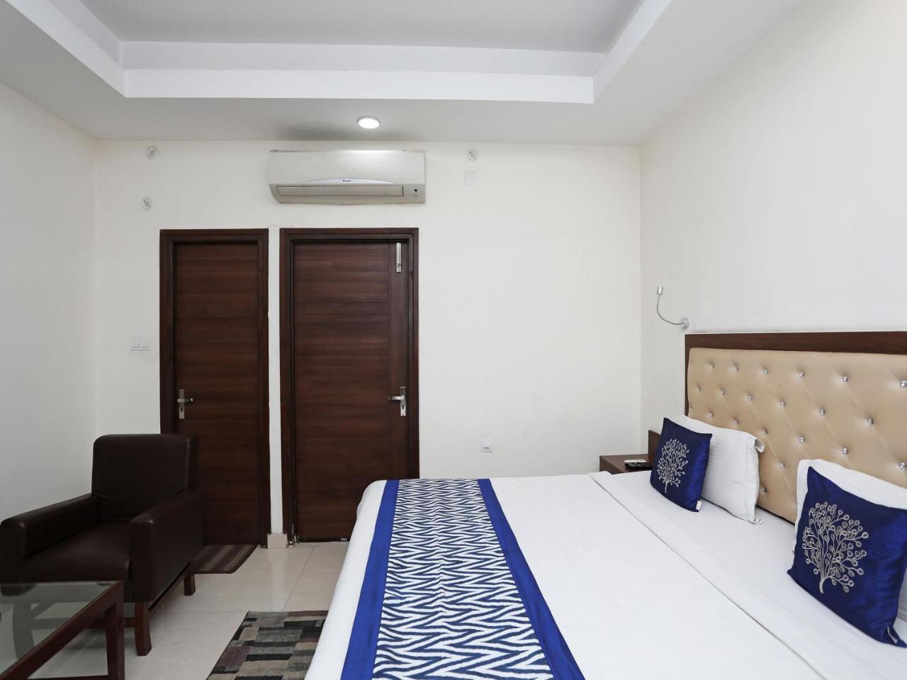 Oyo 680 Hotel Ranjana Heritage Lakhnau Kültér fotó