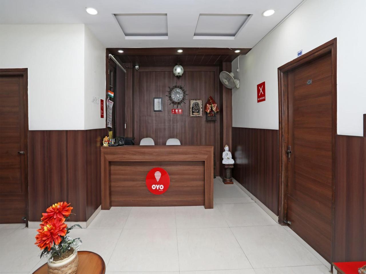 Oyo 680 Hotel Ranjana Heritage Lakhnau Kültér fotó