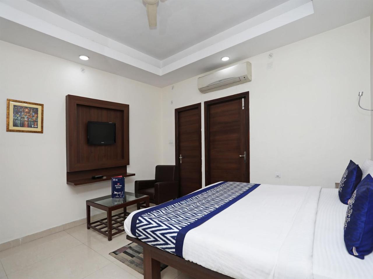 Oyo 680 Hotel Ranjana Heritage Lakhnau Kültér fotó