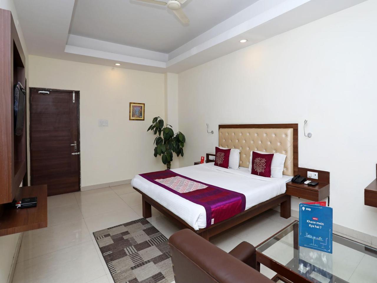 Oyo 680 Hotel Ranjana Heritage Lakhnau Kültér fotó